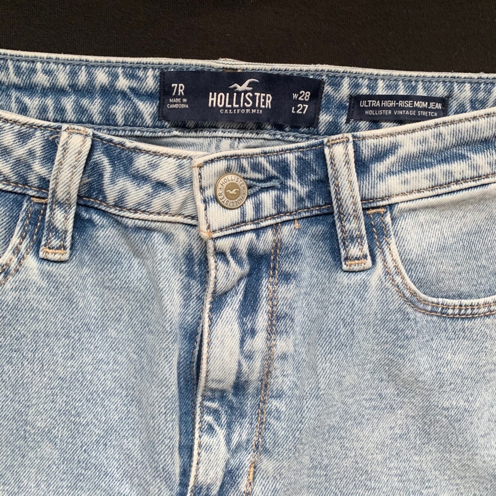 Hollister Jeans